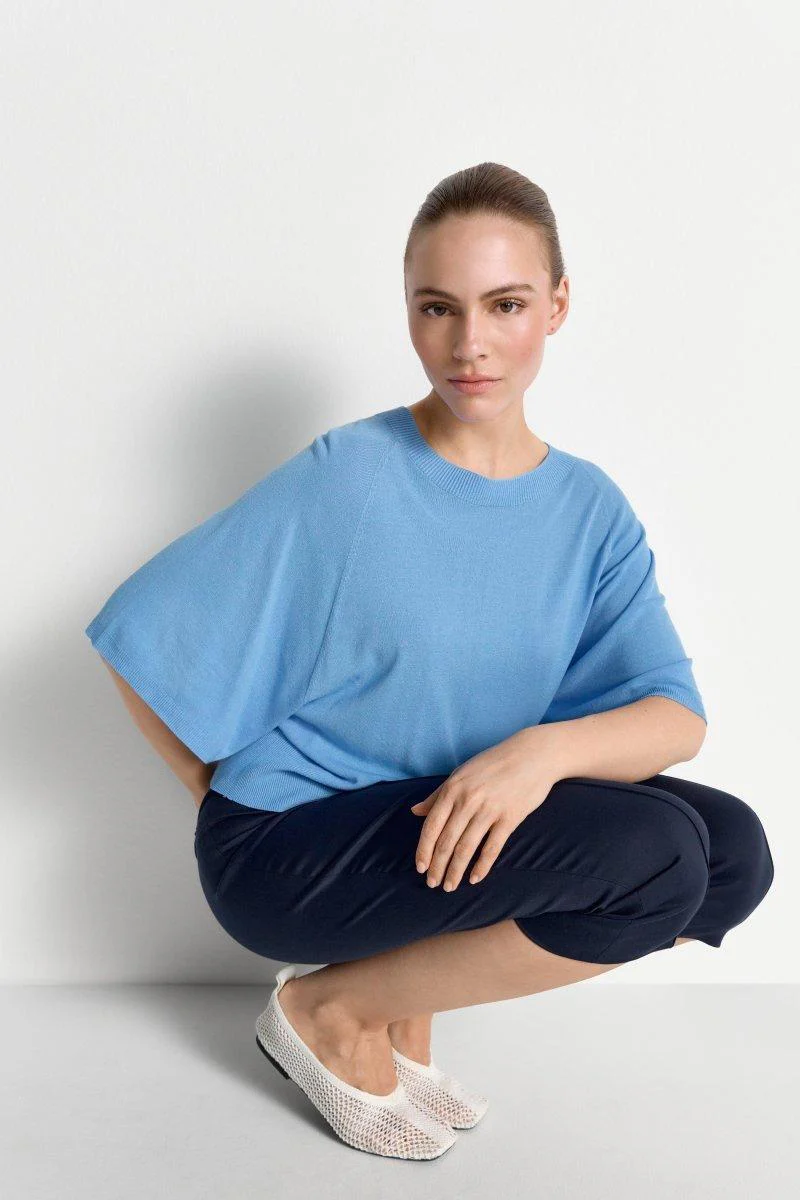 Feinstrickpullover mit weiten Ärmeln - Image 3