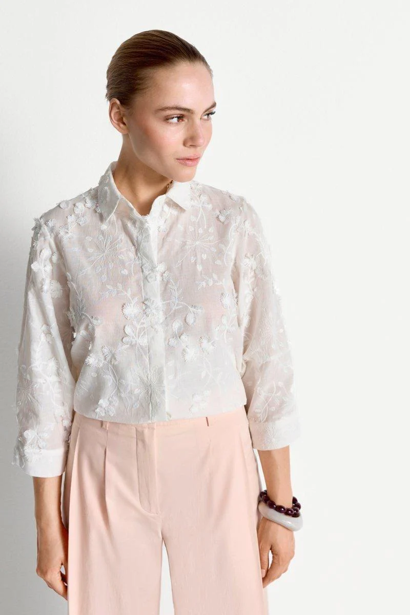 Baumwollbluse mit 3D-Stickerei