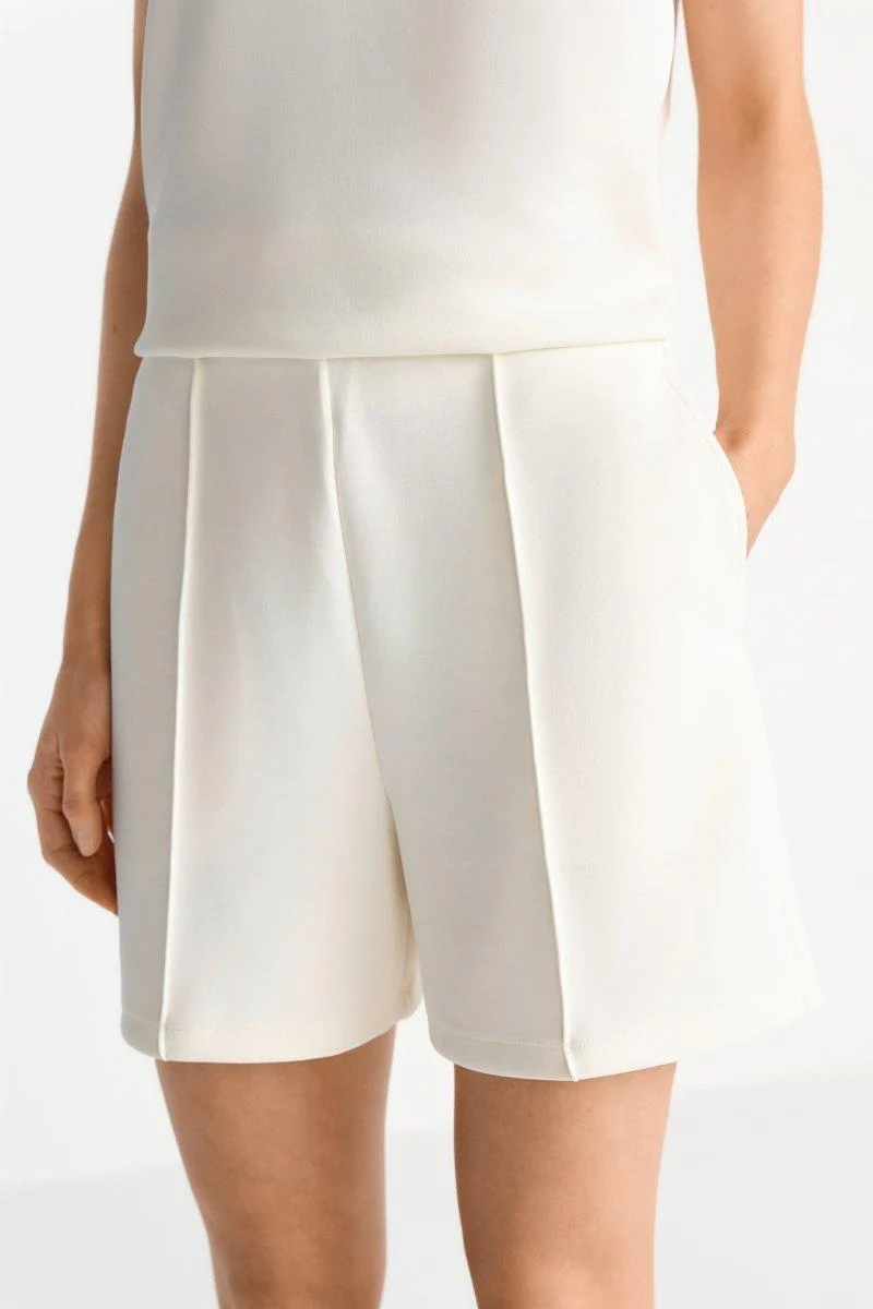 Shorts mit Bundfalten - Image 2