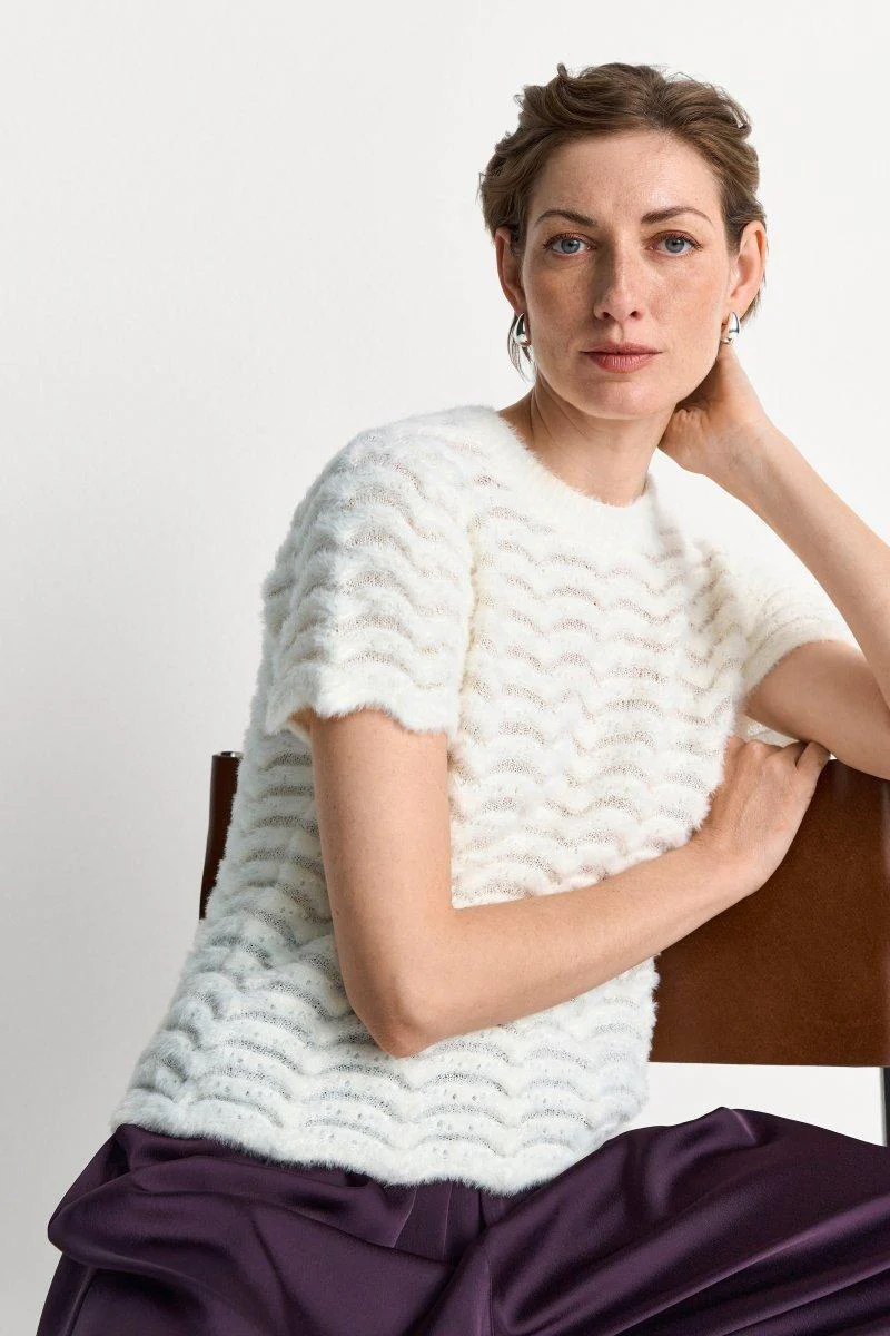 T-Shirt mit Muschelsaum